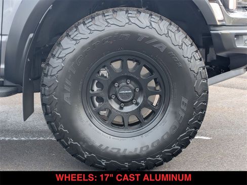 Used 2025 Ford F150 Raptor image 19