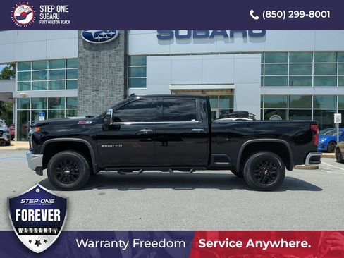 Used 2022 Chevrolet Silverado 2500 LTZ w/ Z71 Off-Road Package AWD/4WD image 4