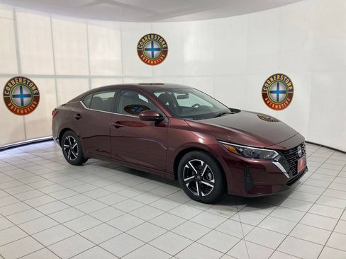 Used 2025 Nissan Sentra SV FWD image 19
