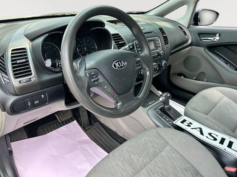 Used 2016 Kia Forte LX FWD image 10