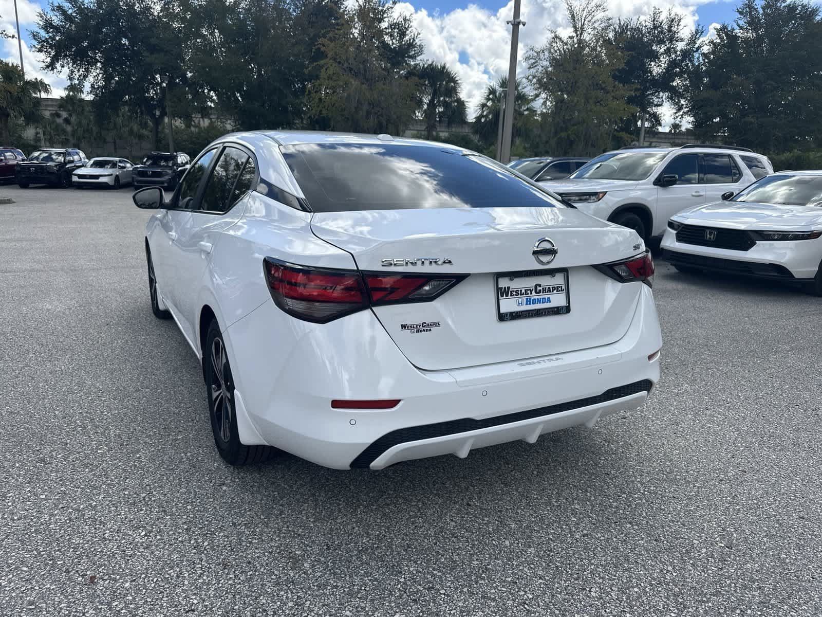 Used 2022 Nissan Sentra SV w/ Trunk Package FWD image 4