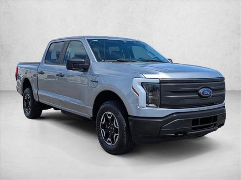 Used 2023 Ford F150 Lightning Pro AWD/4WD image 3