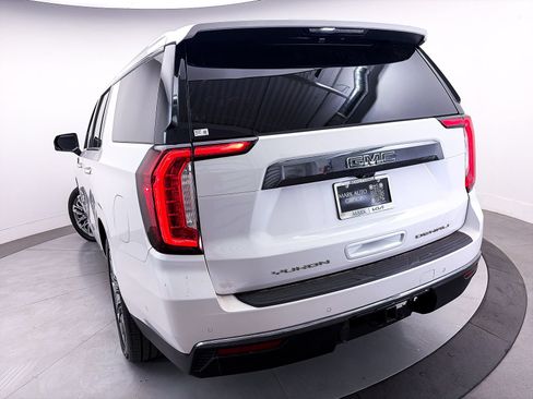 Used 2023 GMC Yukon XL Denali Ultimate AWD/4WD image 5