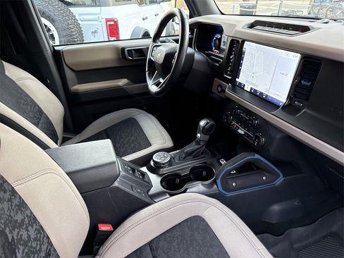 Used 2022 Ford Bronco Wildtrak image 27