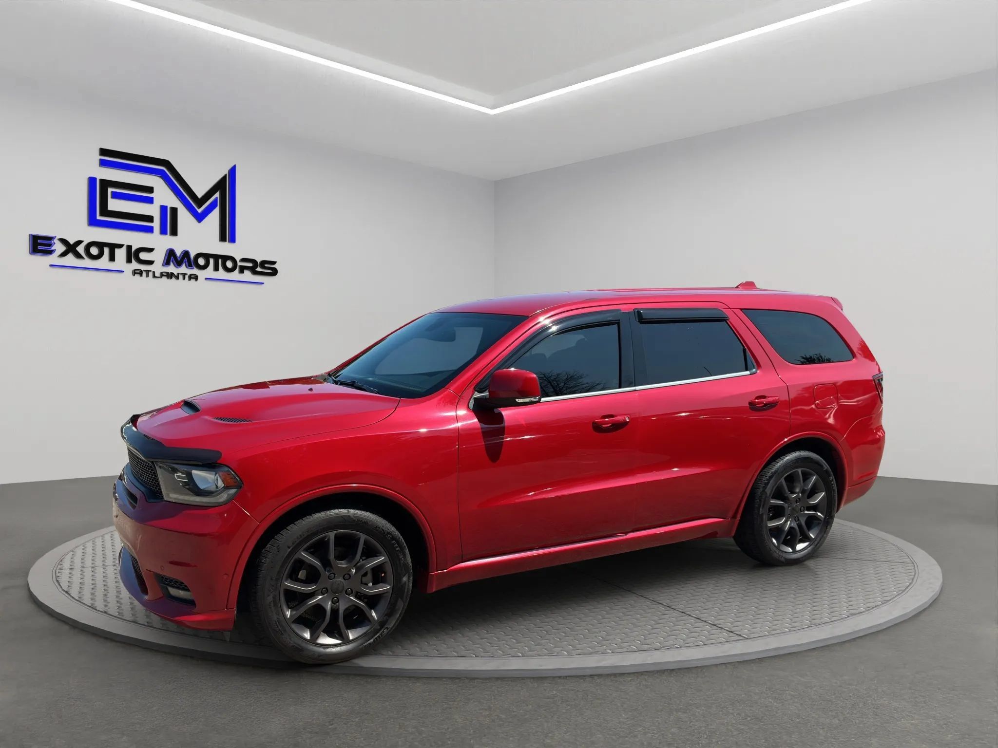 Used 2018 Dodge Durango R/T RWD image 1