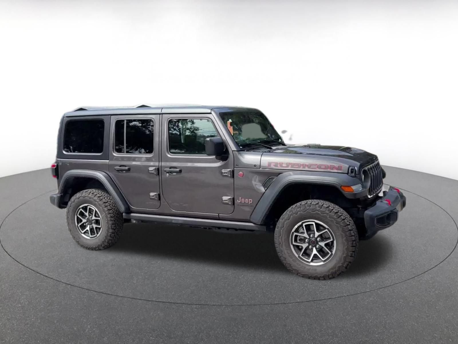 Used 2026 Jeep Wrangler Unlimited Rubicon AWD/4WD image 2
