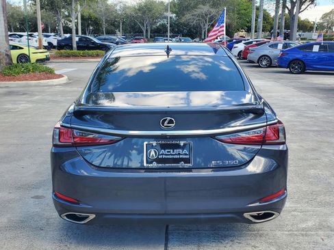 Used 2022 Lexus ES 350 Ultra Luxury w/ Accessory Package 2 image 6