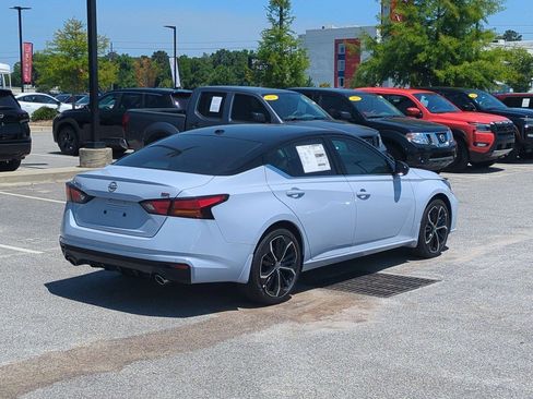 New 2026 Nissan Altima 2.5 SR FWD image 4