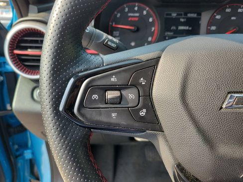 Used 2025 Chevrolet Trax RS w/ Driver Confidence Package FWD image 23