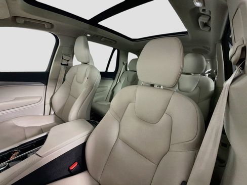 Certified 2023 Volvo XC90 B5 Core w/ Protection Package Premier AWD/4WD image 34