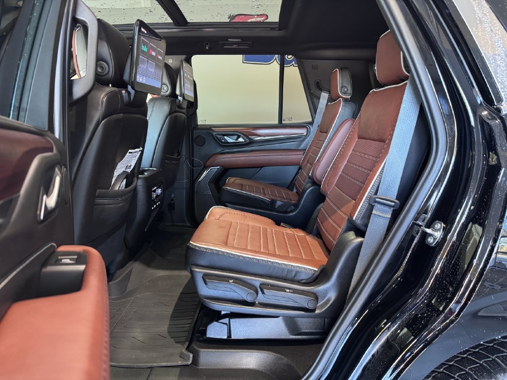 Certified 2023 GMC Yukon Denali Ultimate AWD/4WD image 14