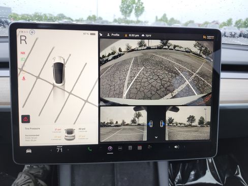 Used 2023 Tesla Model 3 Standard Range RWD image 4