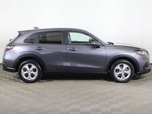 Used 2023 Honda HR-V LX image 16