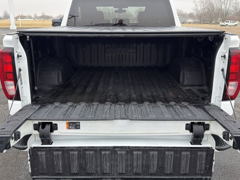 Used 2022 GMC Sierra 1500 Elevation image 6