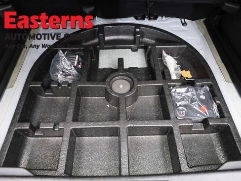 Used 2022 Jeep Renegade Limited w/ Sun, Sound & Wheels Group AWD/4WD image 23