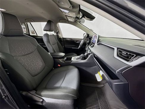 Certified 2025 Toyota RAV4 XLE image 24