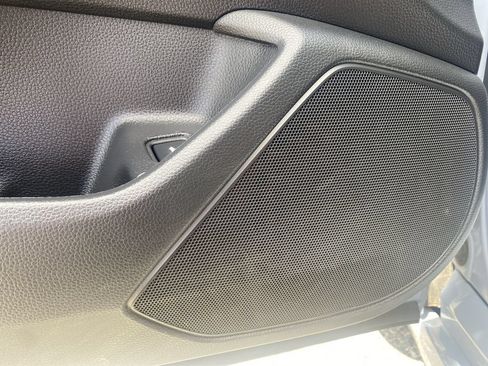 Used 2021 Honda Accord Touring image 25