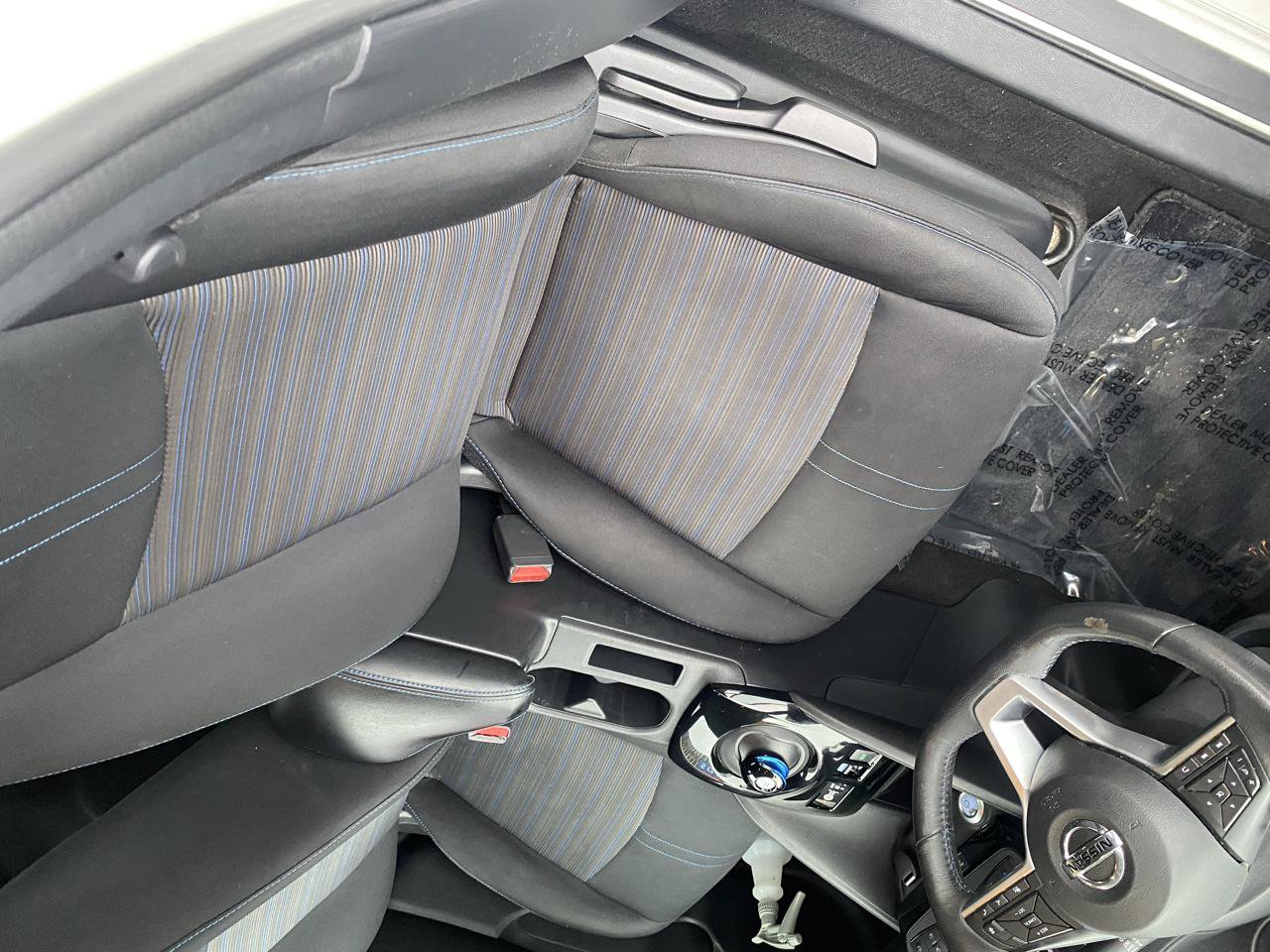 Used 2018 Nissan Leaf SV w/ Protection Package FWD image 12