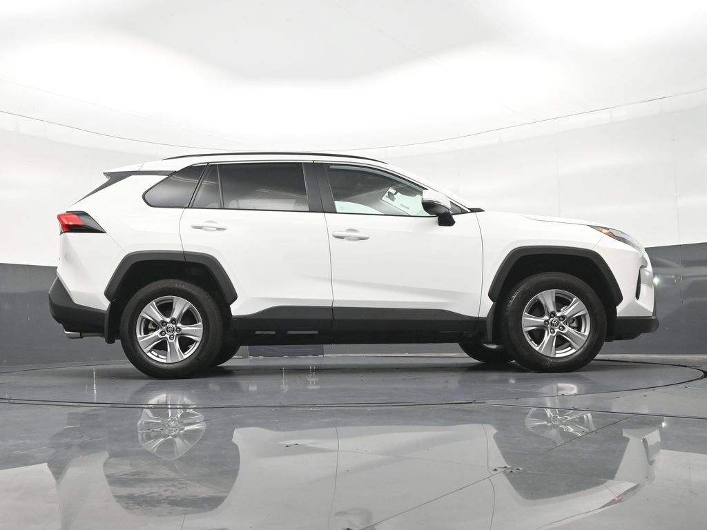 Used 2025 Toyota RAV4 XLE w/ Convenience Package FWD image 28