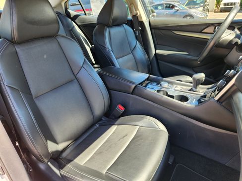 Used 2019 Nissan Maxima 3.5 SV w/ Floor Mat Group FWD image 15