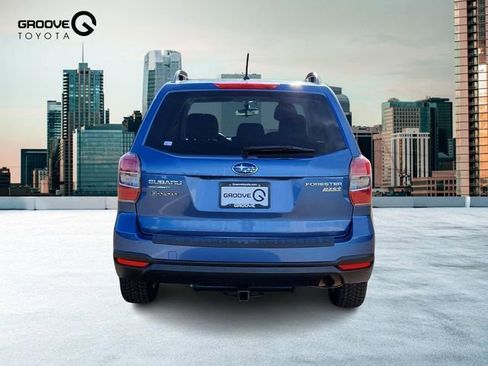 Used 2015 Subaru Forester 2.5i Premium w/ All-Weather Package image 5