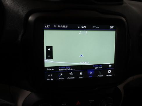 Used 2022 Jeep Renegade Latitude w/ Convenience Group image 7