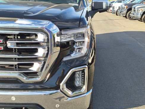 Used 2020 GMC Sierra 1500 SLT w/ SLT Premium Plus Package AWD/4WD image 12