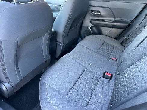 Used 2025 Nissan Kicks SV image 11