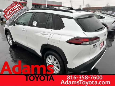 New 2026 Toyota Corolla Cross LE image 3