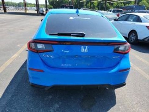 Used 2025 Honda Civic Sport image 6