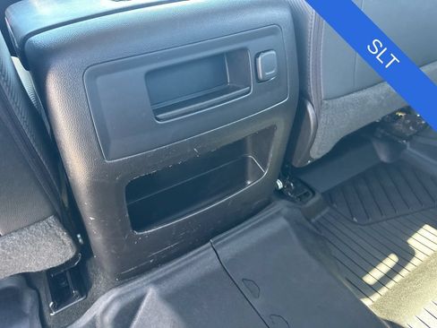 Used 2017 GMC Sierra 1500 SLT AWD/4WD image 29