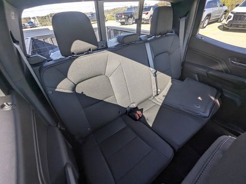 New 2026 GMC Canyon Elevation image 15