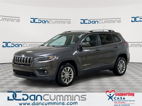 Used 2020 Jeep Cherokee Latitude Plus image 1