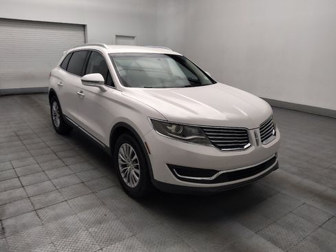 Used 2017 Lincoln MKX Select w/ Select Plus Package FWD image 13