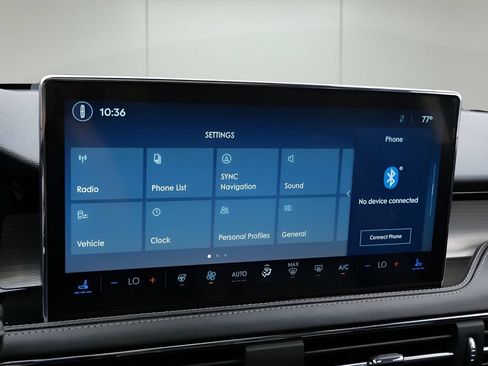 Used 2025 Lincoln Corsair AWD w/ Equipment Group 101A image 20