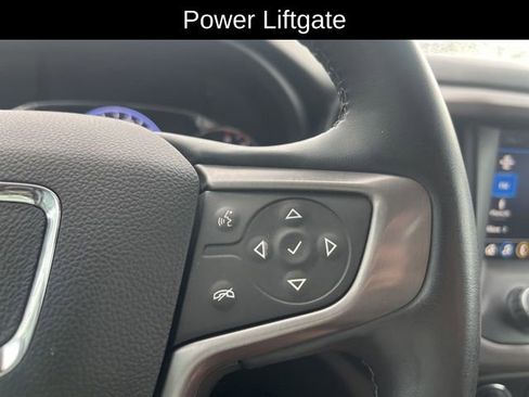 Used 2023 GMC Acadia AT4 w/ Technology Package image 18