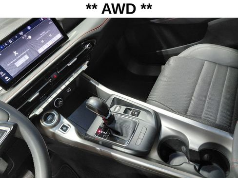 Used 2024 Dodge Hornet GT AWD/4WD image 7