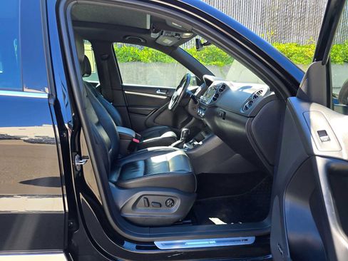 Used 2014 Volkswagen Tiguan R-Line AWD/4WD image 11