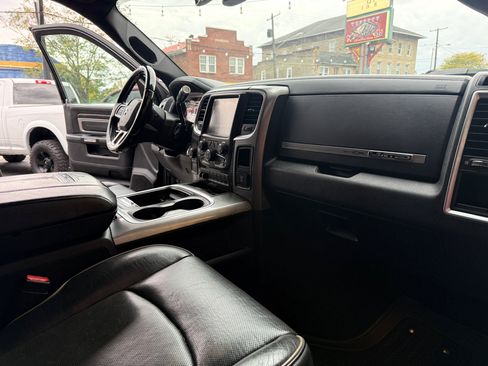 Used 2016 RAM 3500 Laramie Longhorn image 26