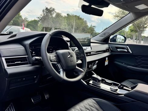 New 2026 Mitsubishi Outlander SEL FWD image 29
