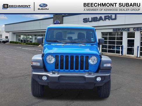 Used 2022 Jeep Gladiator Sport w/ Trailer Tow Package image 6