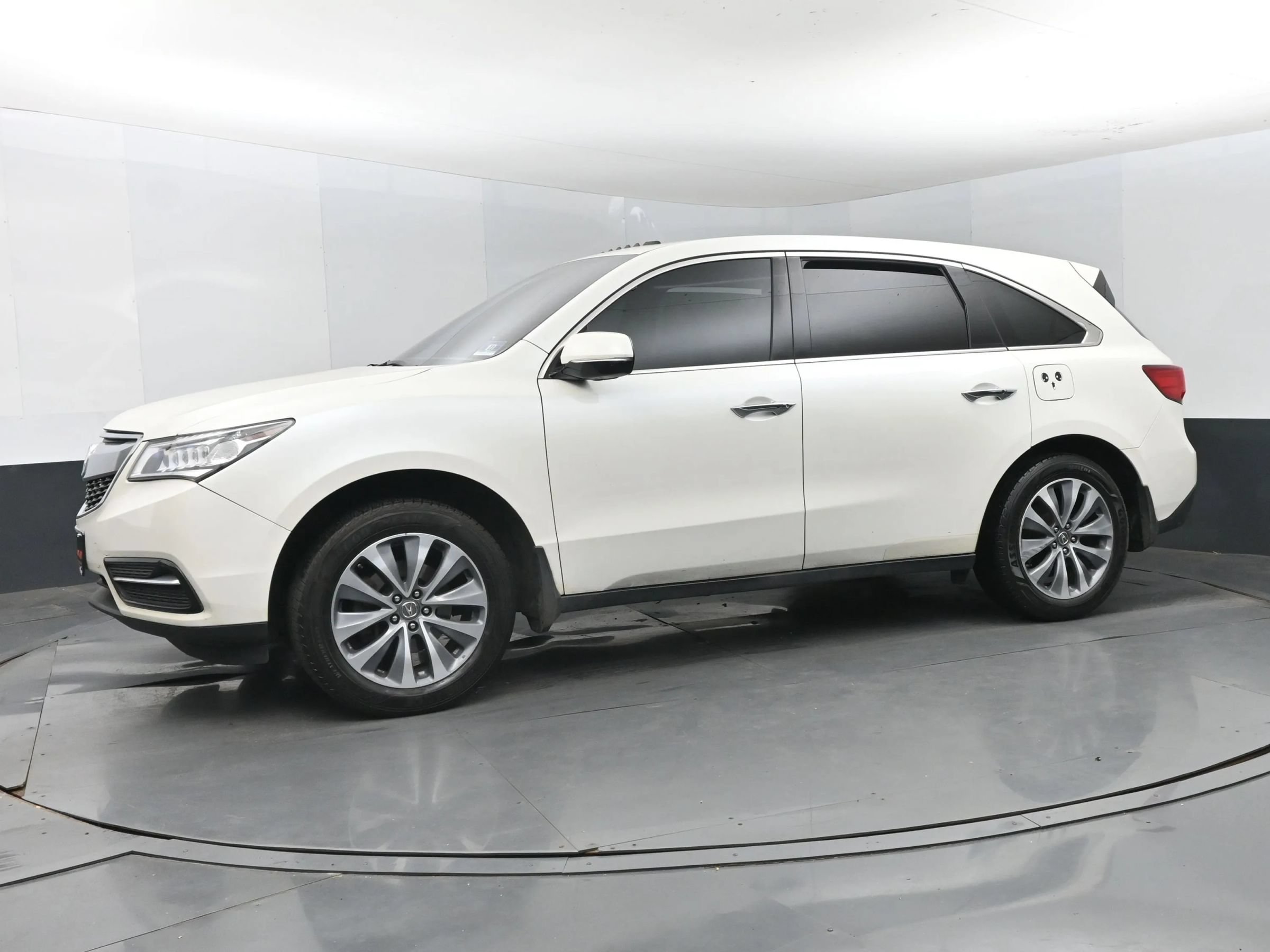 Used 2016 Acura MDX w/ Technology Package FWD image 5