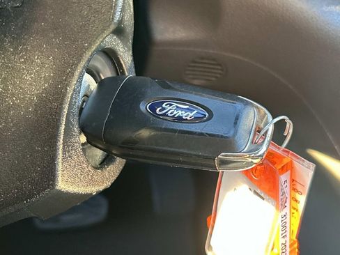 Used 2023 Ford Transit 350 XLT image 31