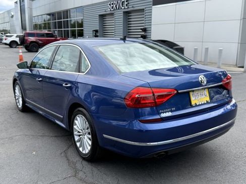 Used 2016 Volkswagen Passat 1.8T SE FWD image 6