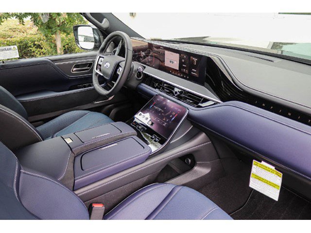 New 2027 INFINITI QX80 Sensory w/ Sport Exterior Package AWD/4WD image 17