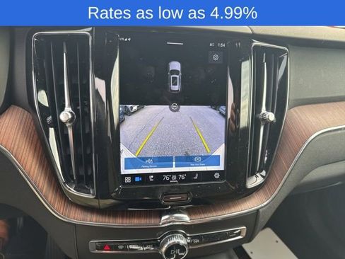 Certified 2023 Volvo XC60 B5 Plus w/ Climate Package image 18