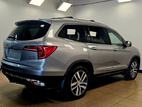 Used 2018 Honda Pilot Elite image 6