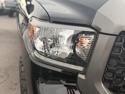 Used 2021 Toyota Tundra SR image 98
