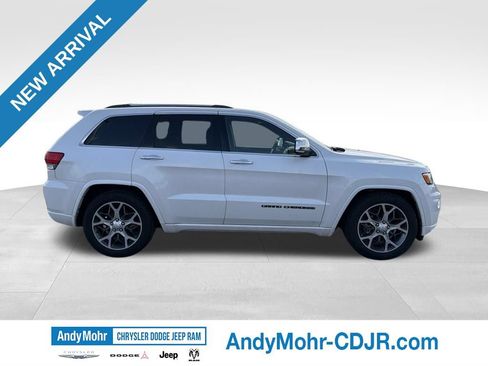 Used 2019 Jeep Grand Cherokee Overland AWD/4WD image 8
