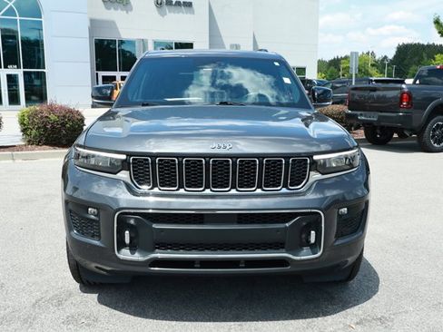 Used 2022 Jeep Grand Cherokee L Overland RWD image 2